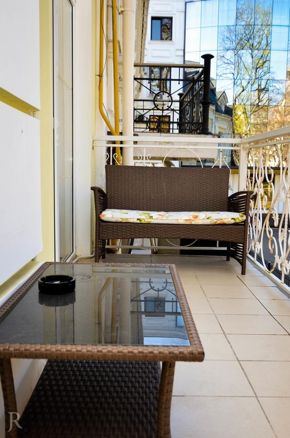 Hotel Maman Odessa Extérieur photo