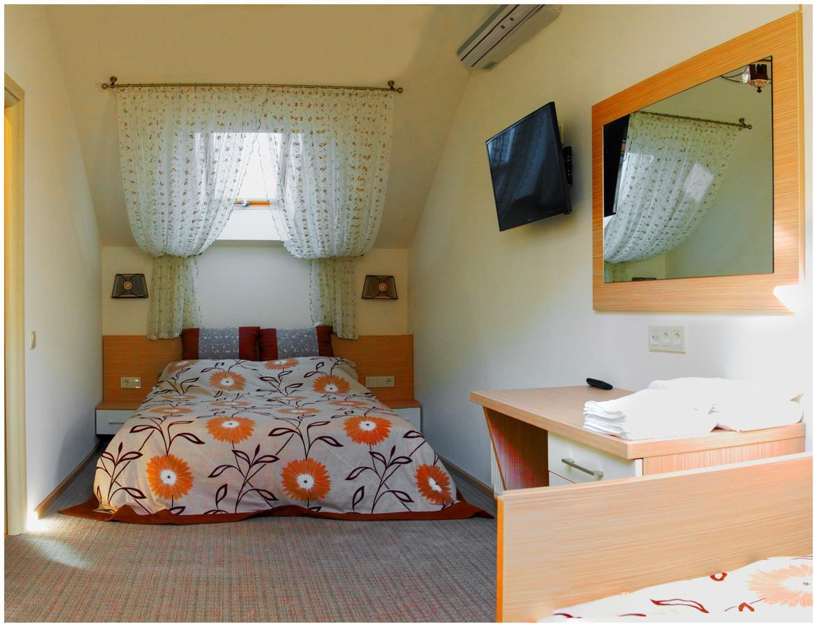 Hotel Maman Odessa Extérieur photo