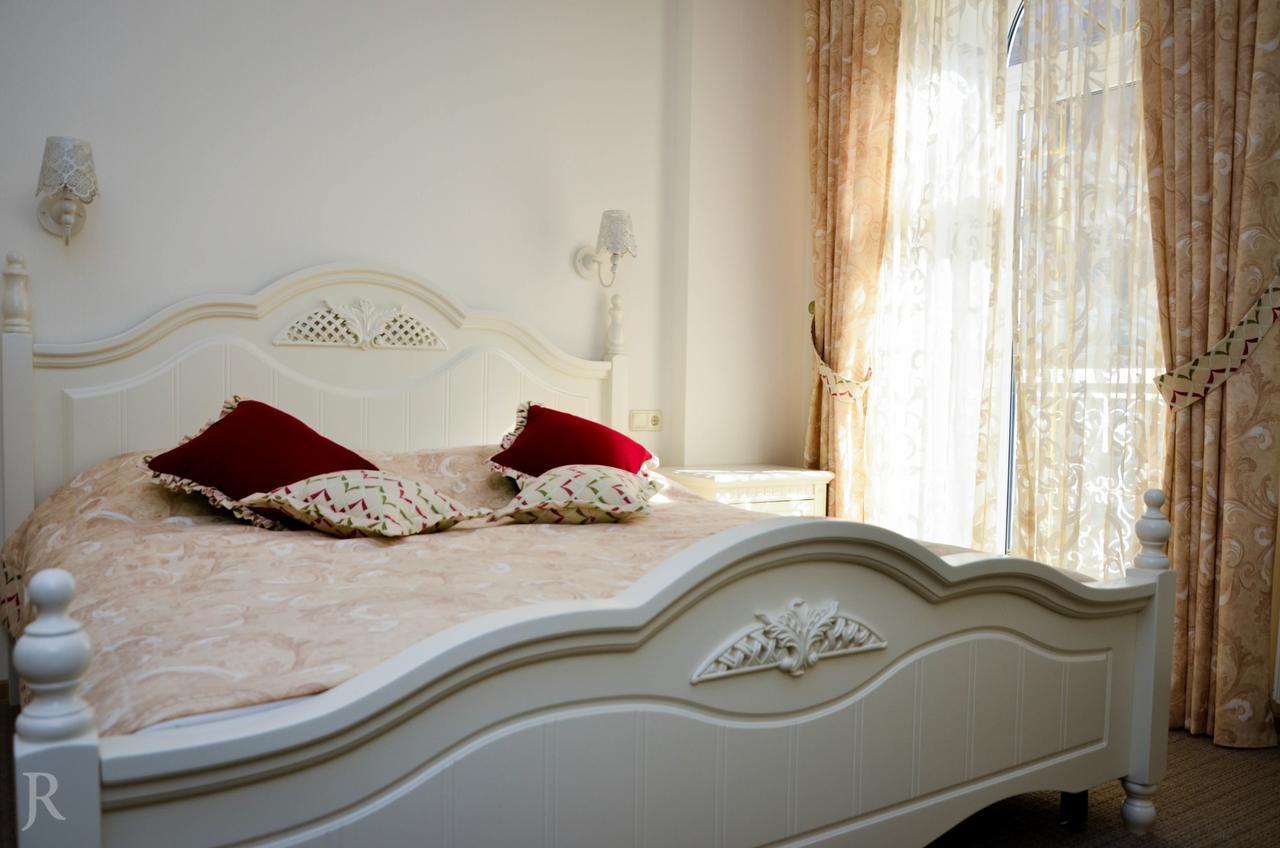 Hotel Maman Odessa Extérieur photo
