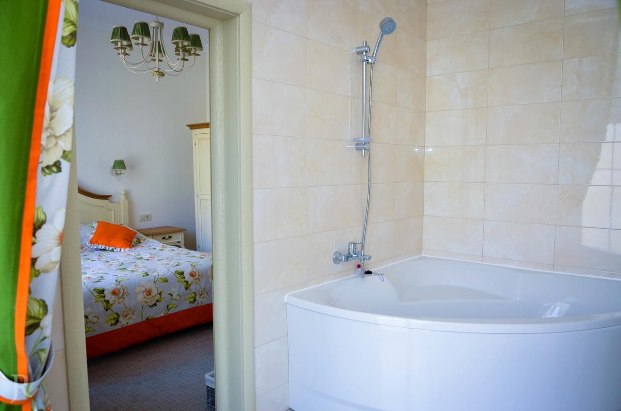Hotel Maman Odessa Extérieur photo