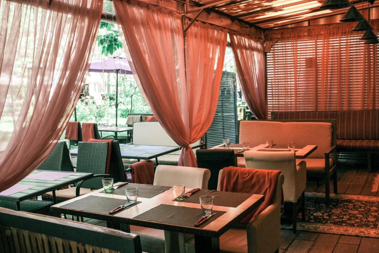 Hotel Maman Odessa Extérieur photo